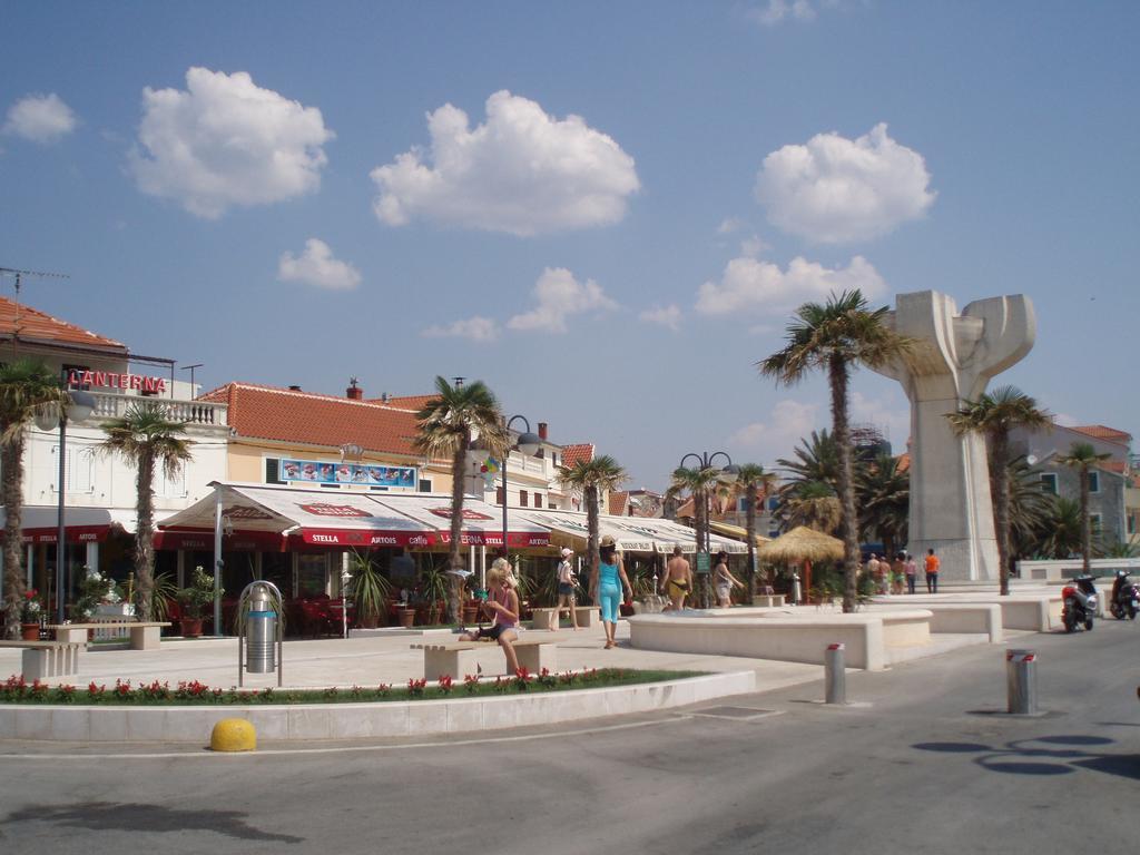 Apartments Nika Vodice Exterior photo